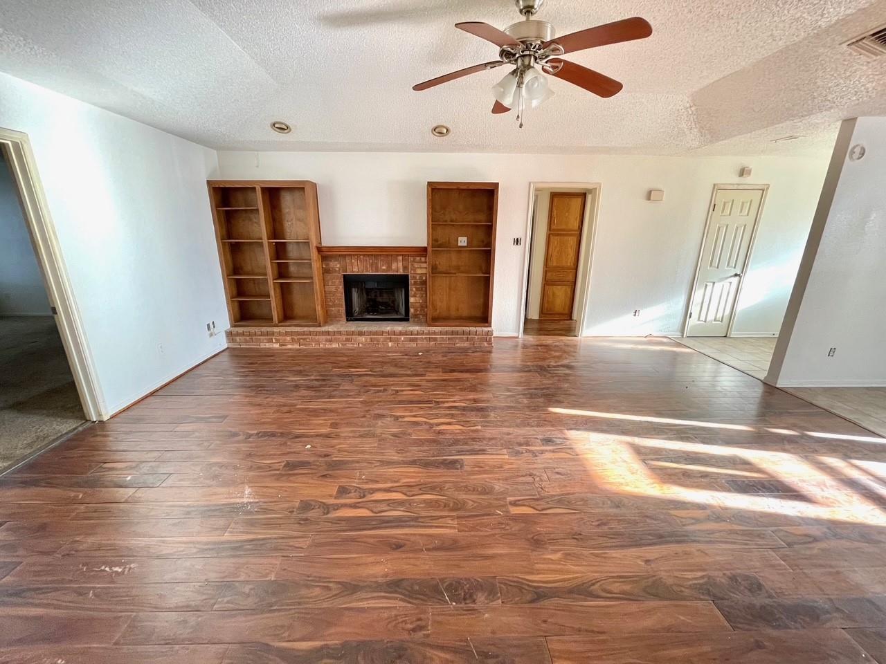 401 Highridge CV — photo 5