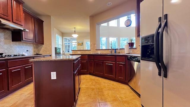 7908 Menler DR — photo 5