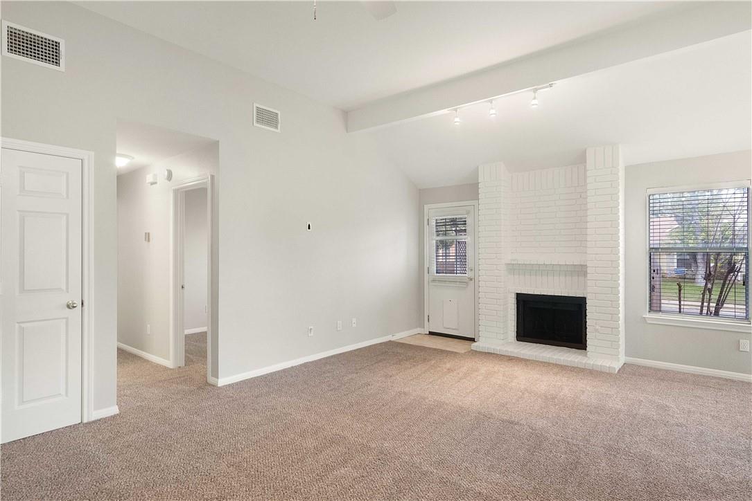907 Clearwater TRL — photo 4