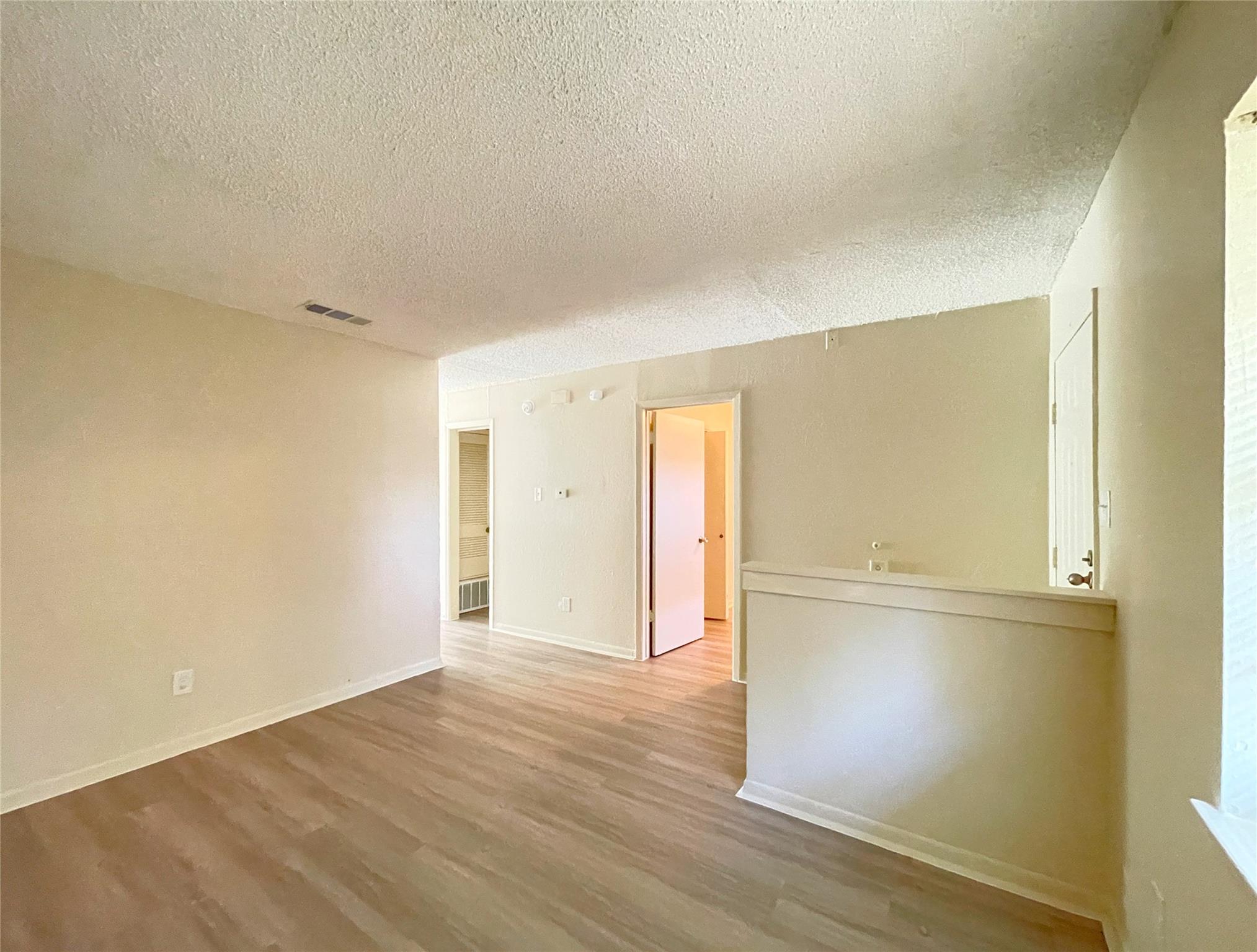 902 Meadows DR #C — photo 3