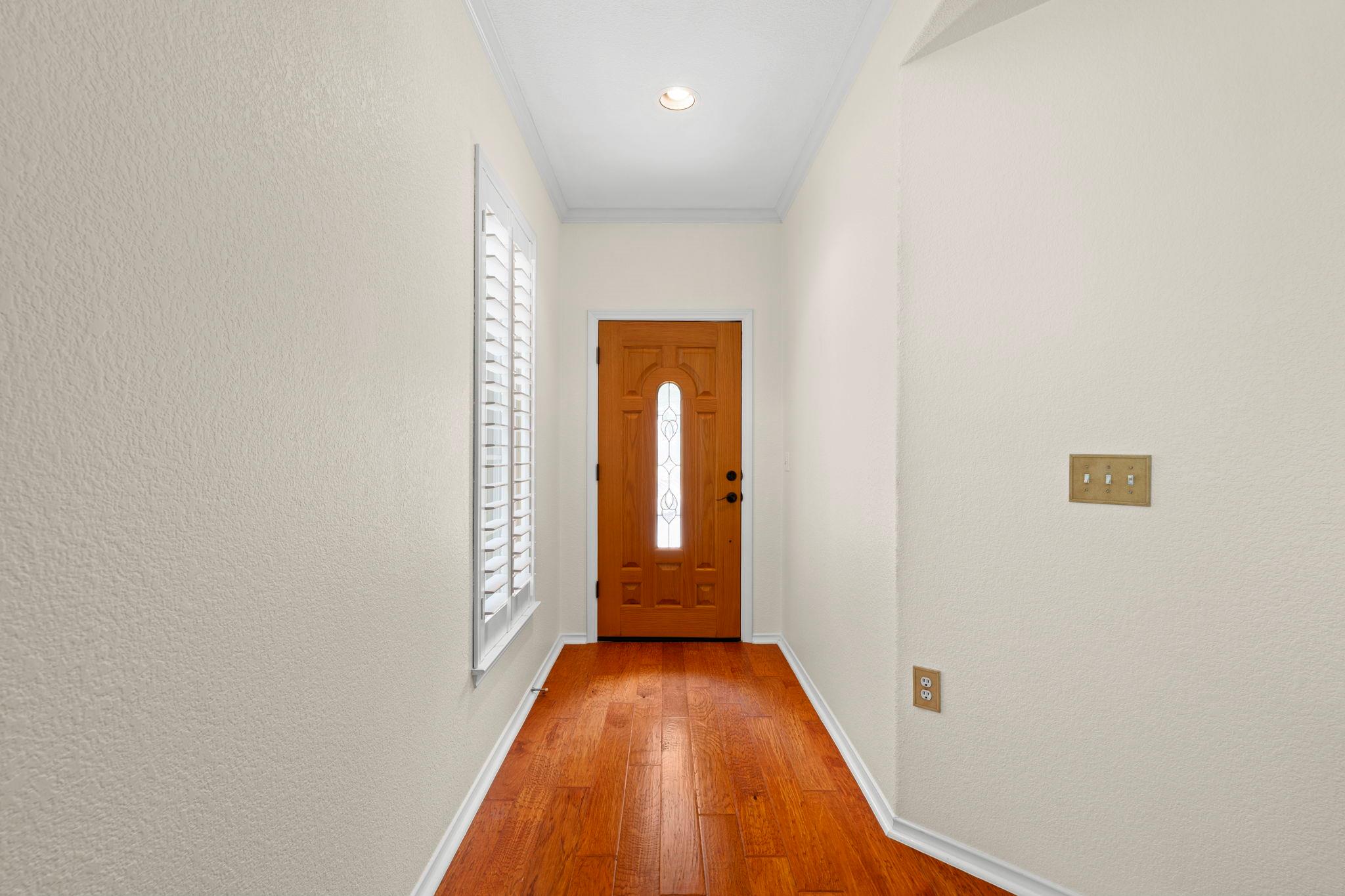 207 Winter DR — photo 5