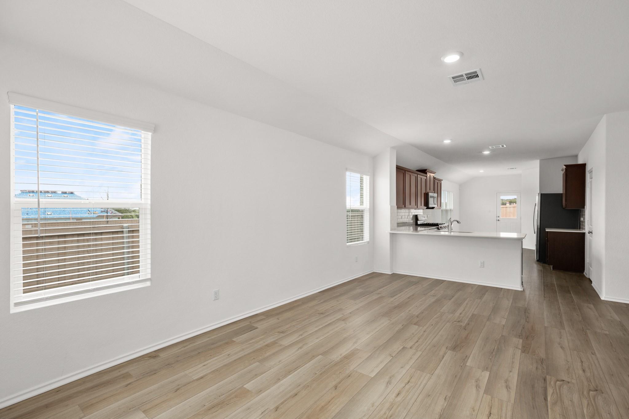 103 Brushy Creek DR — photo 4