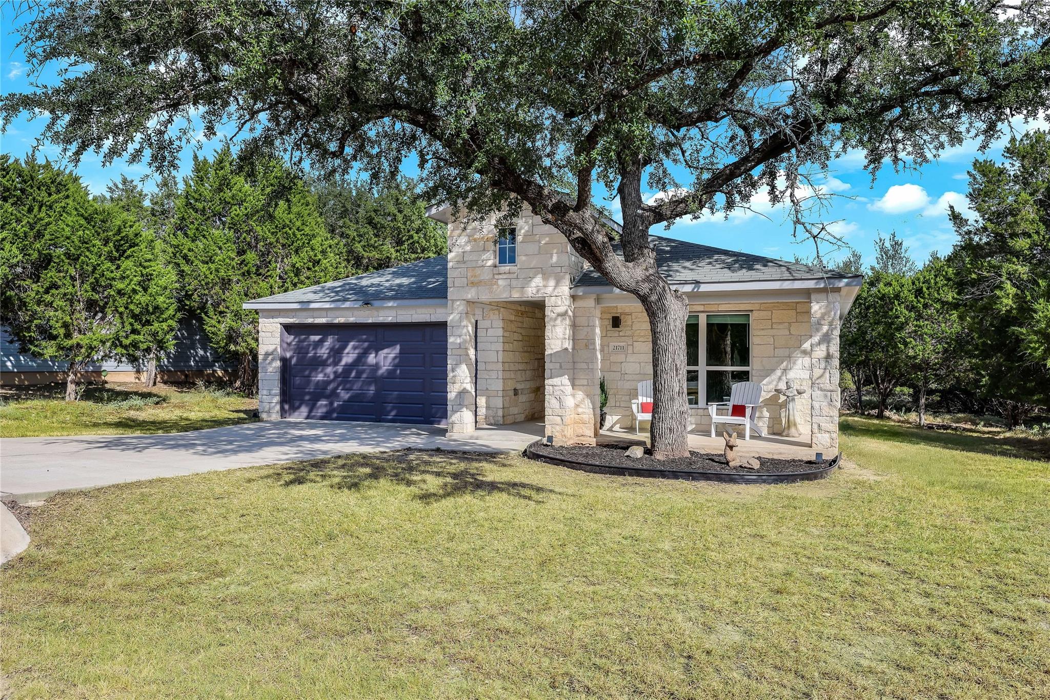 21711 Crystal WAY