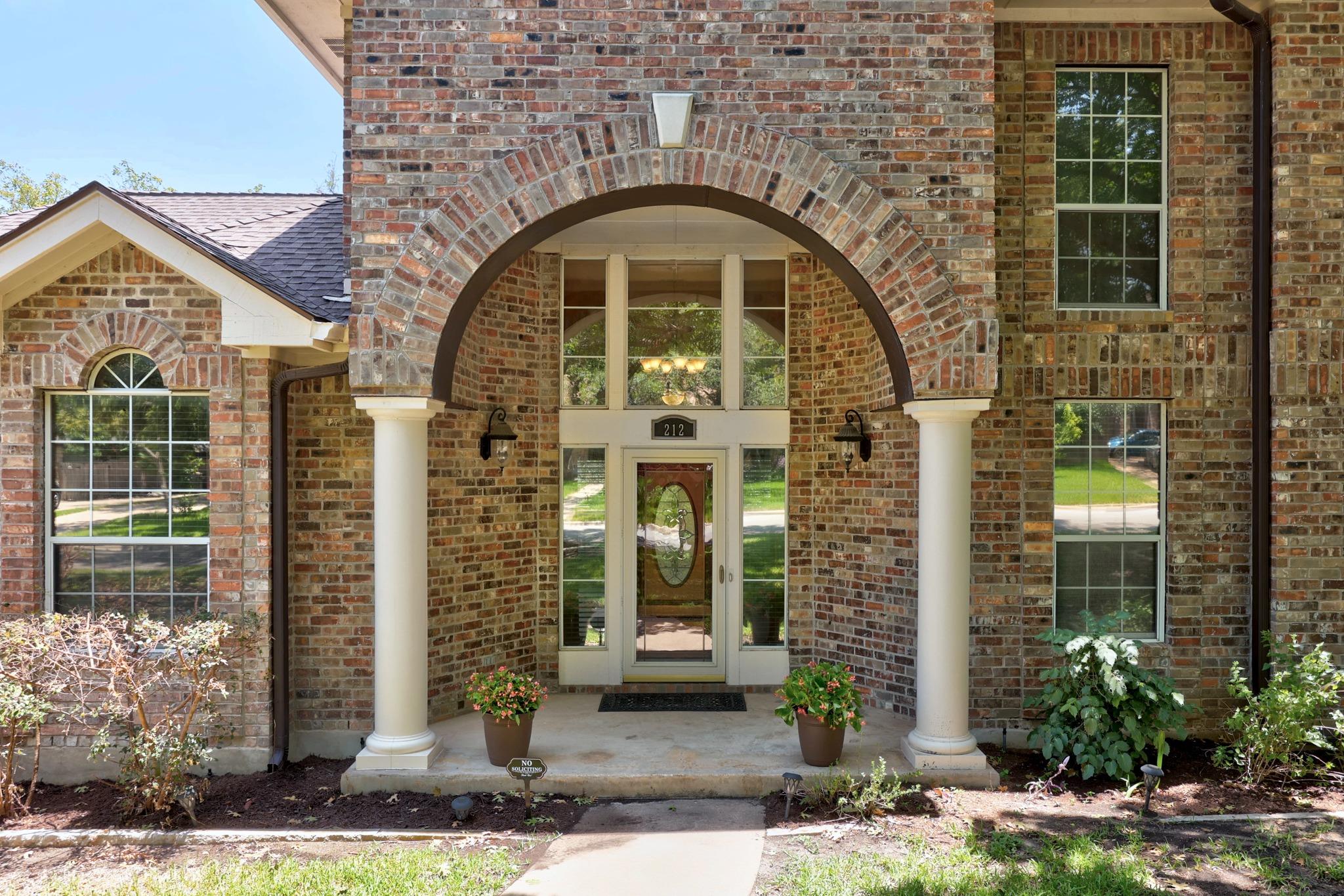 212 S Ridge Cir CIR — photo 4