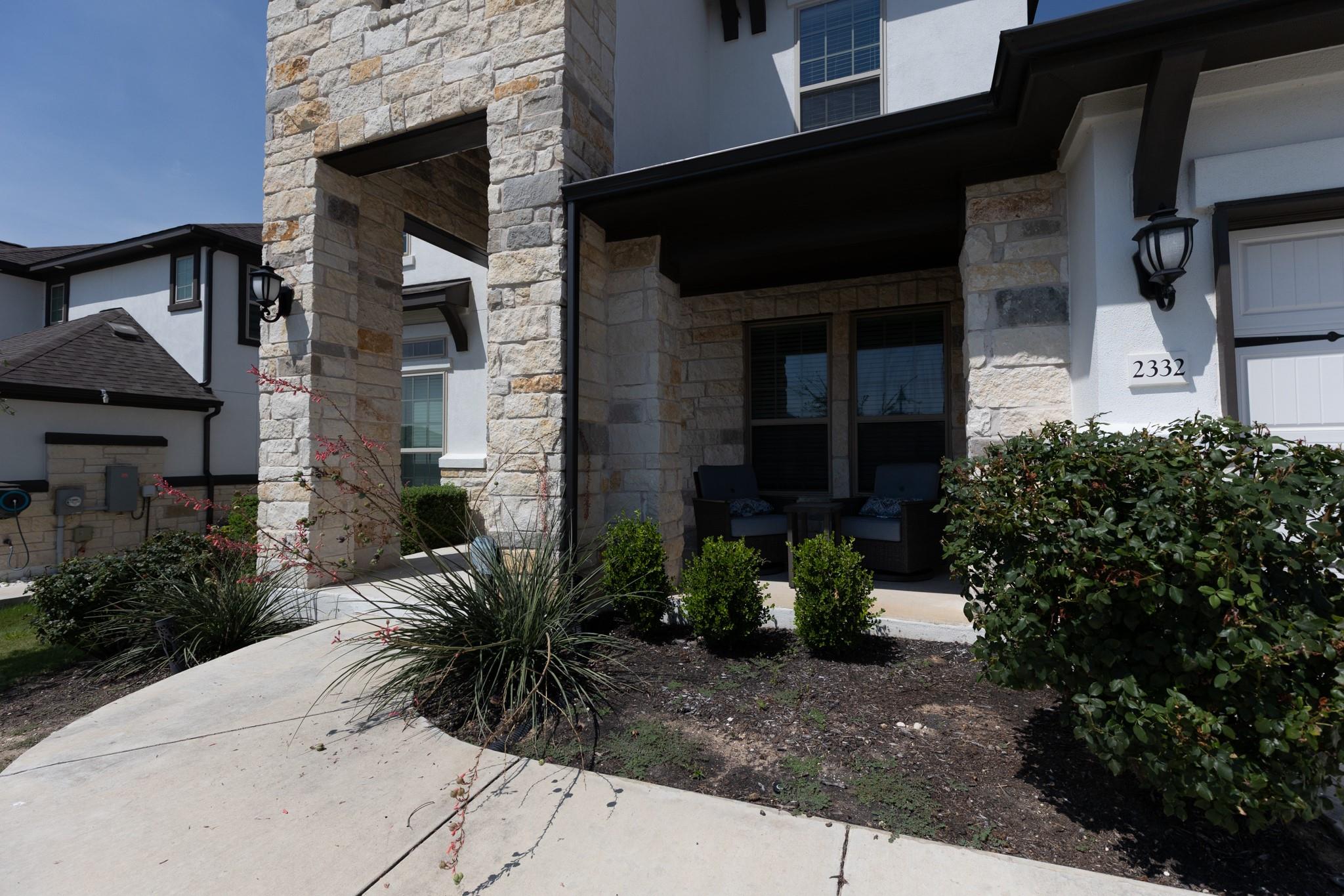 2332 Giona PL — photo 4