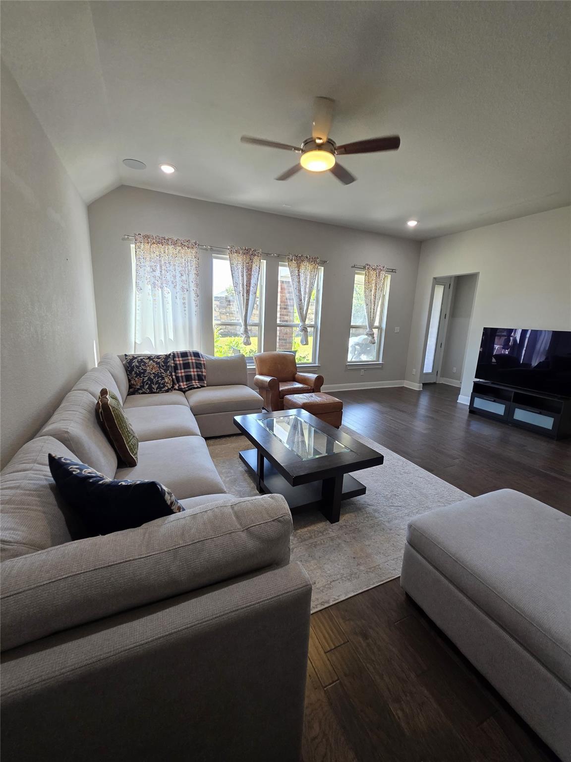 2637 Enza DR — photo 3