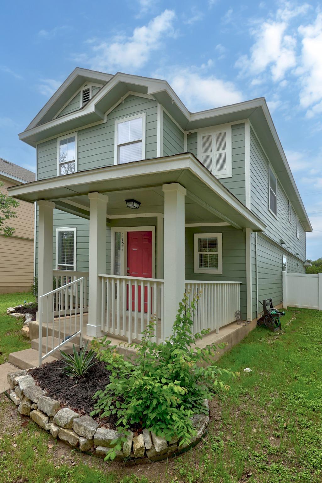1429 Davis Mountain LOOP — photo 4