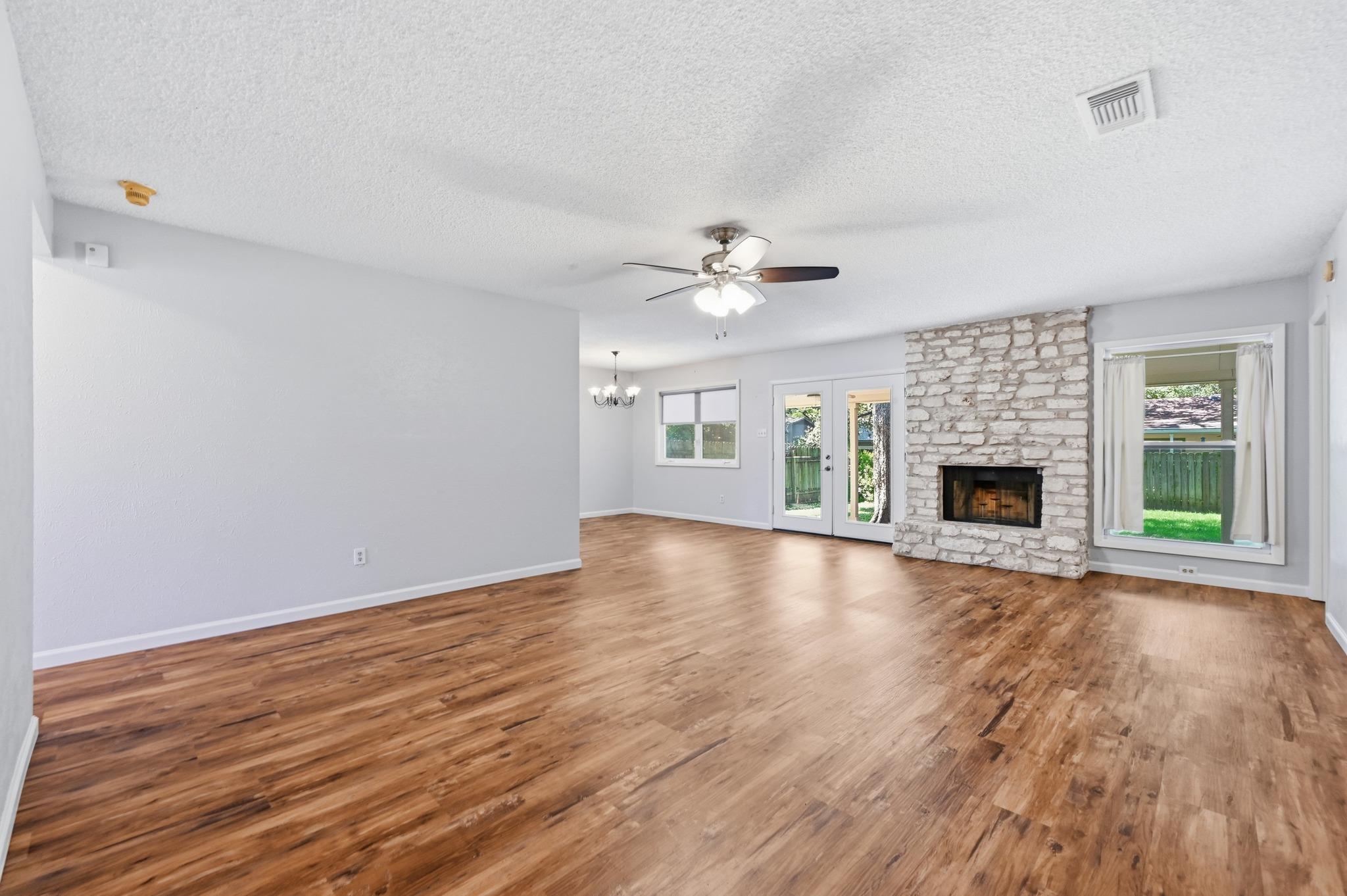 5509 Porsche LN — photo 5