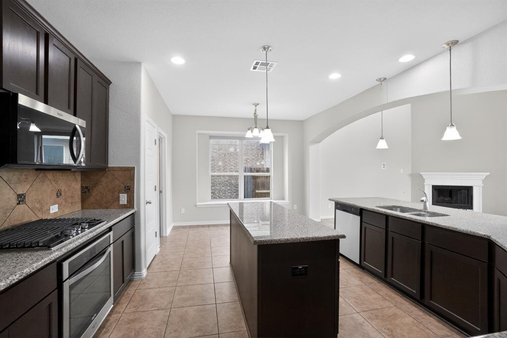 348 Vista Gardens DR — photo 5