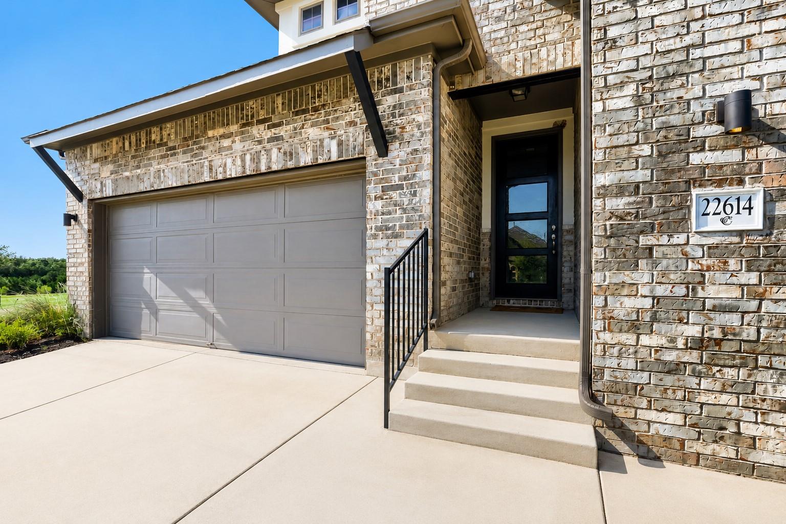 22614 Fountaingrass LN — photo 4