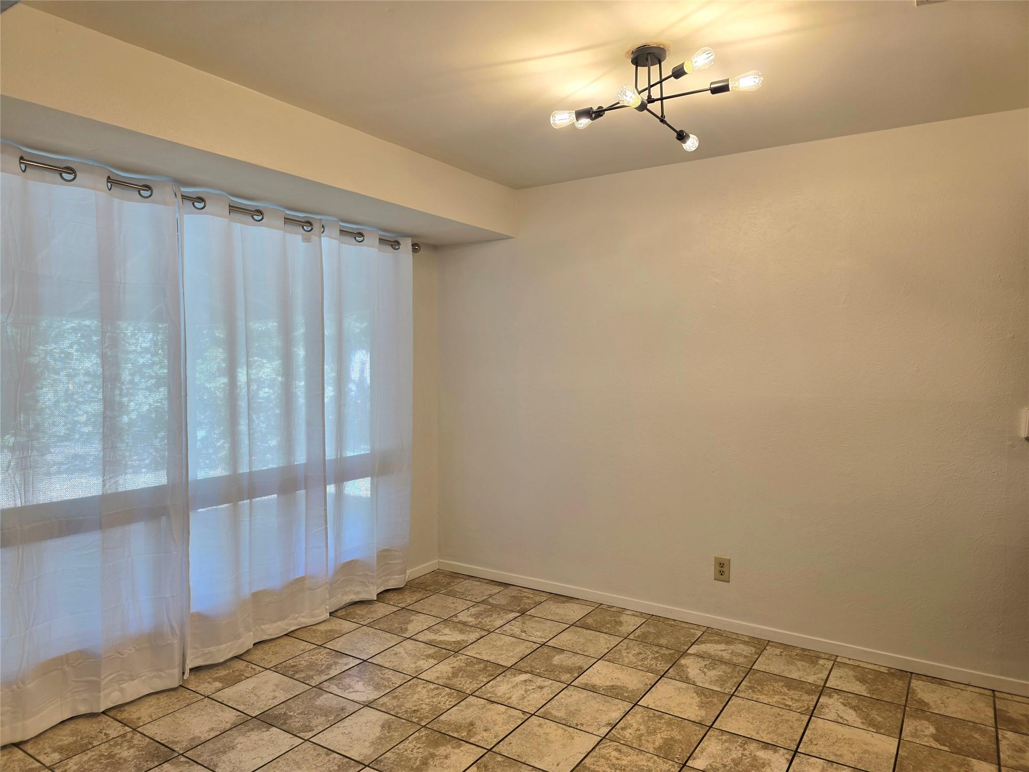 10909 Hillside Oak LN — photo 5