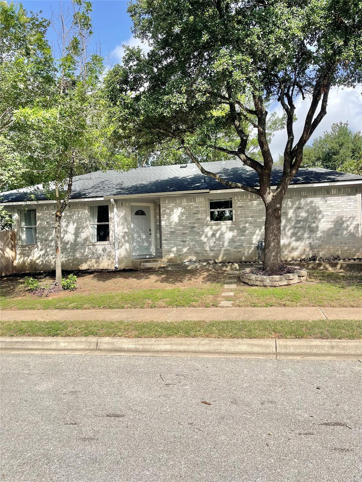 1001 Apple Cross DR — photo 3