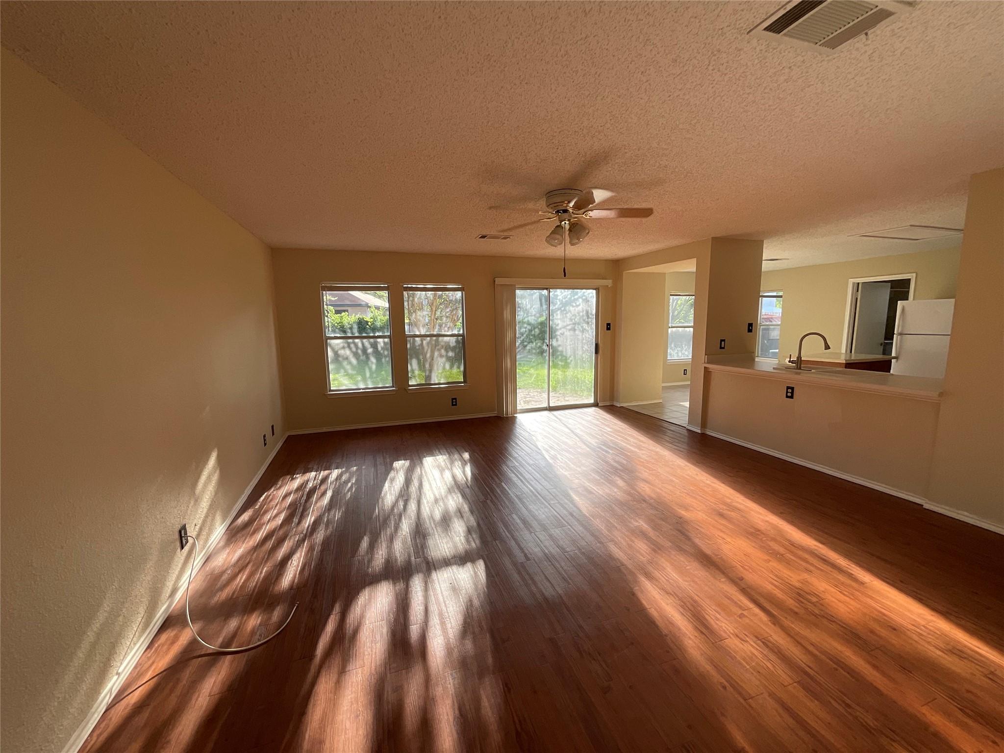 1172 Southern PL — photo 4