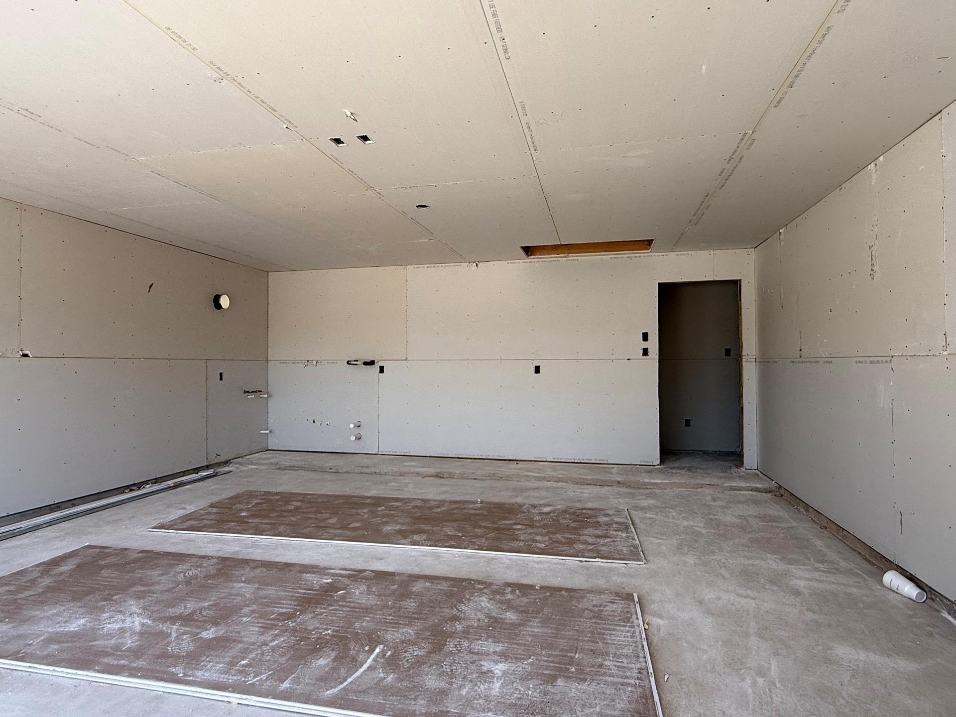 20416 Gillbrand RD — photo 3