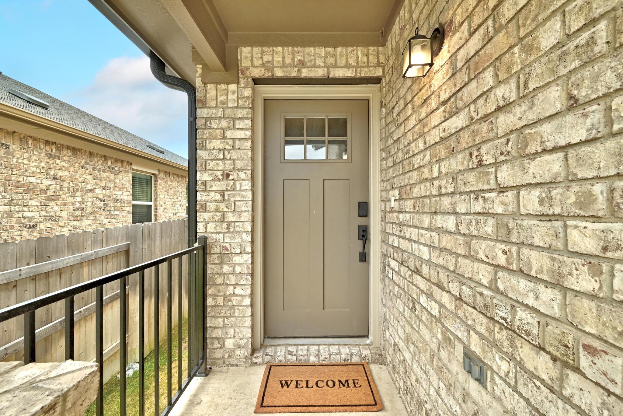149 Hackberry LN — photo 4