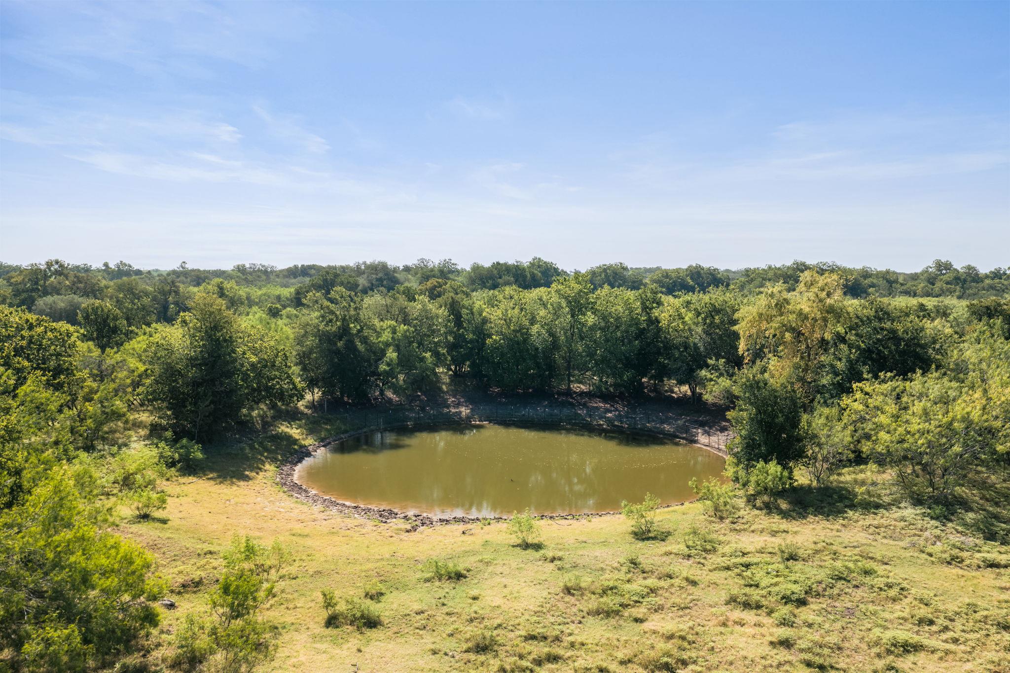 625 Callihan RD — photo 3