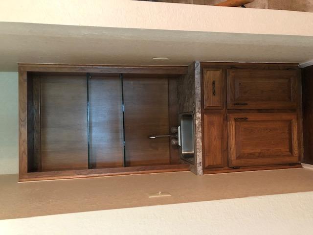 104 Leona ST — photo 5