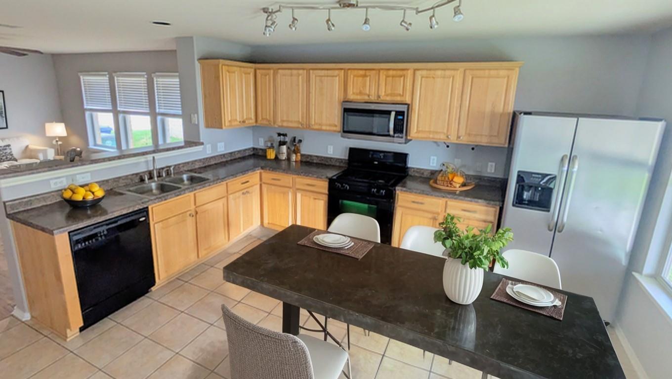 3508 Savage Springs DR — photo 4