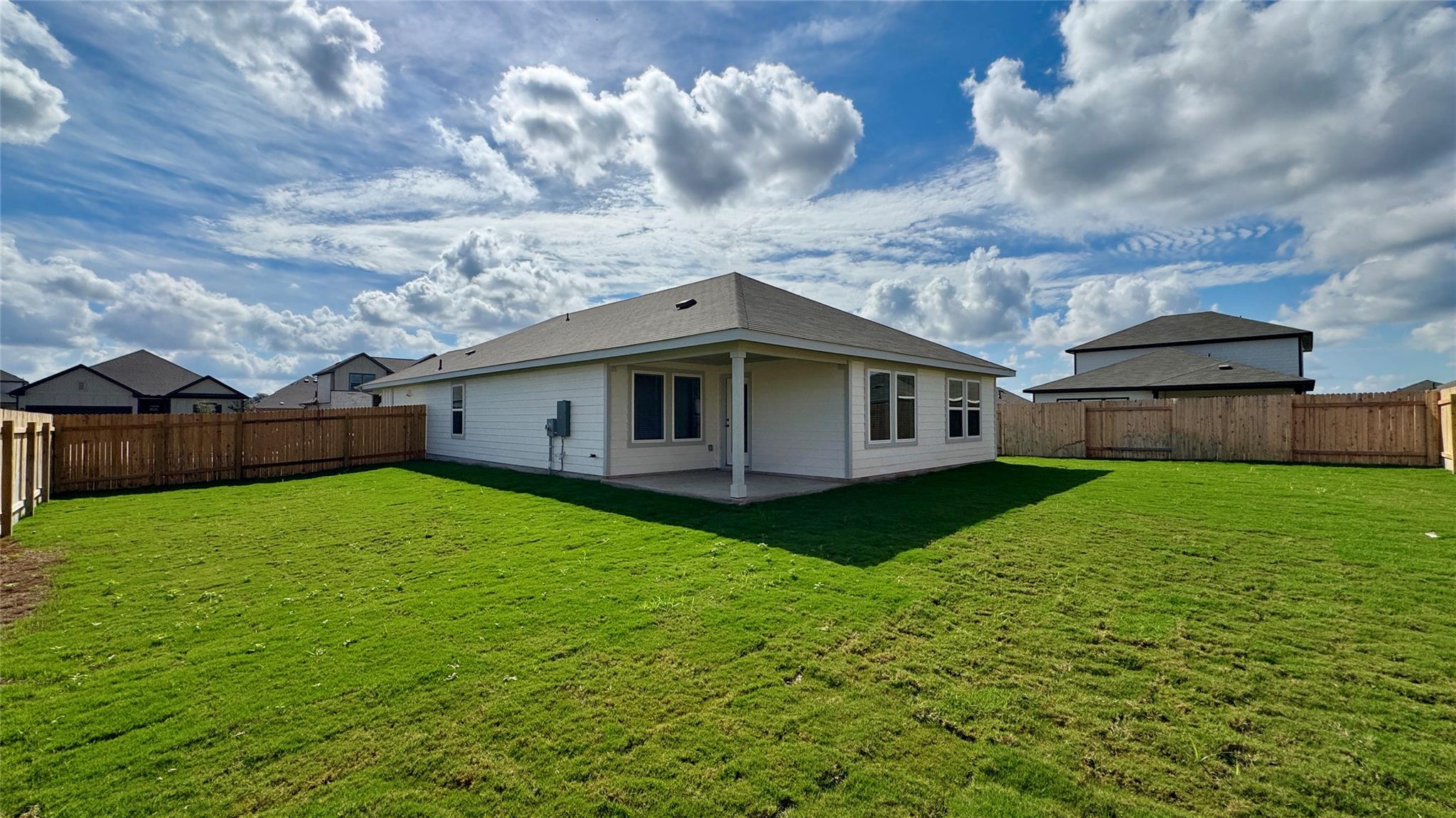 242 Red Tail Hawk LN — photo 4