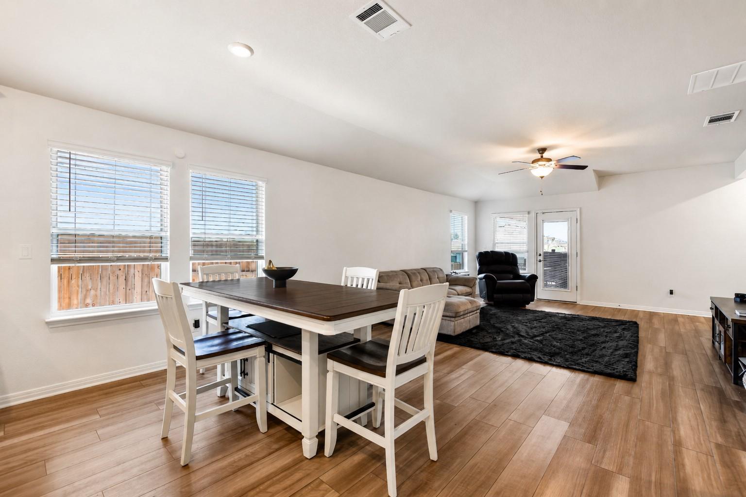 1100 View DR — photo 5