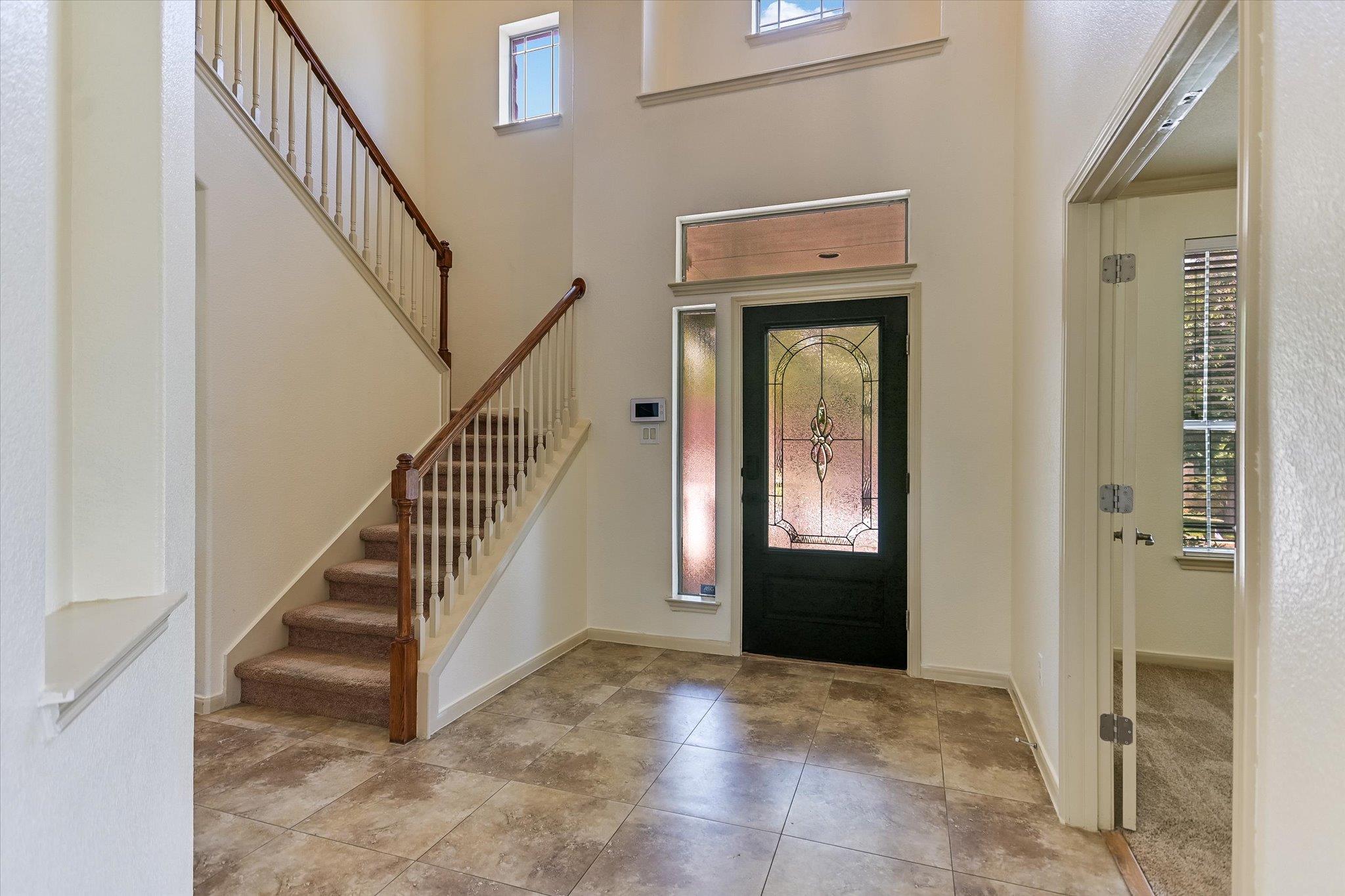 109 CHOKE CANYON LN — photo 3