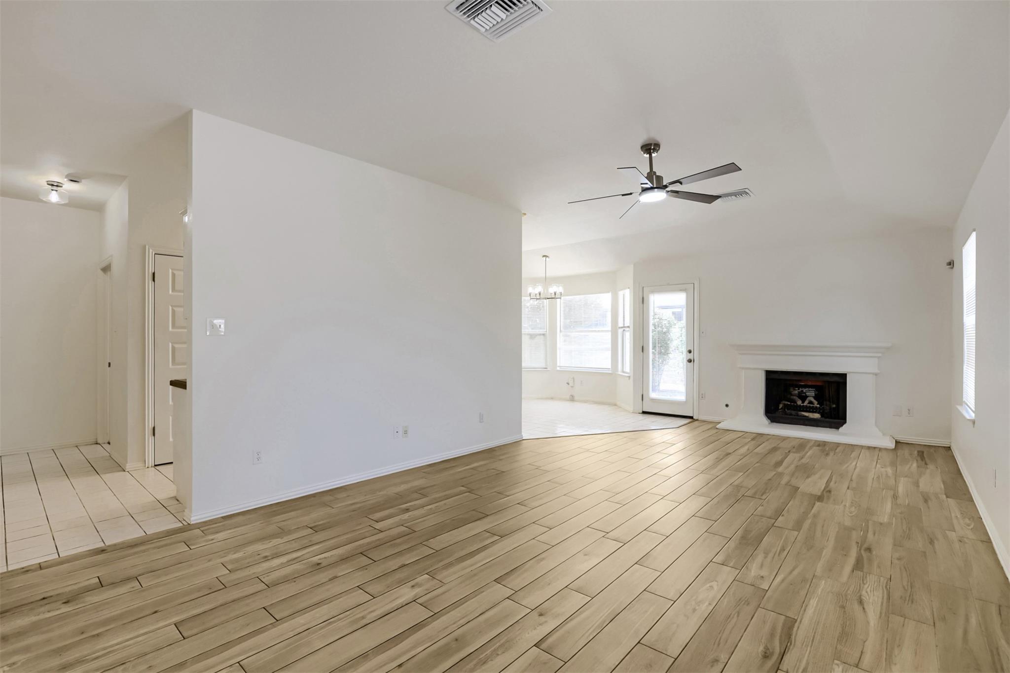 14601 Montoro DR — photo 3