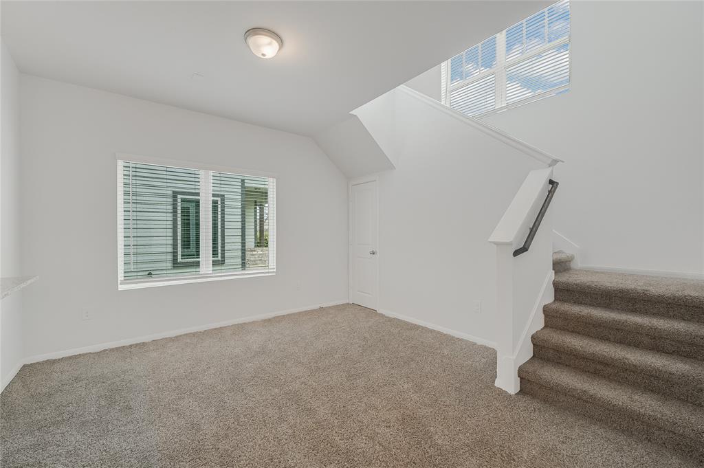 133 Everglades DR — photo 4