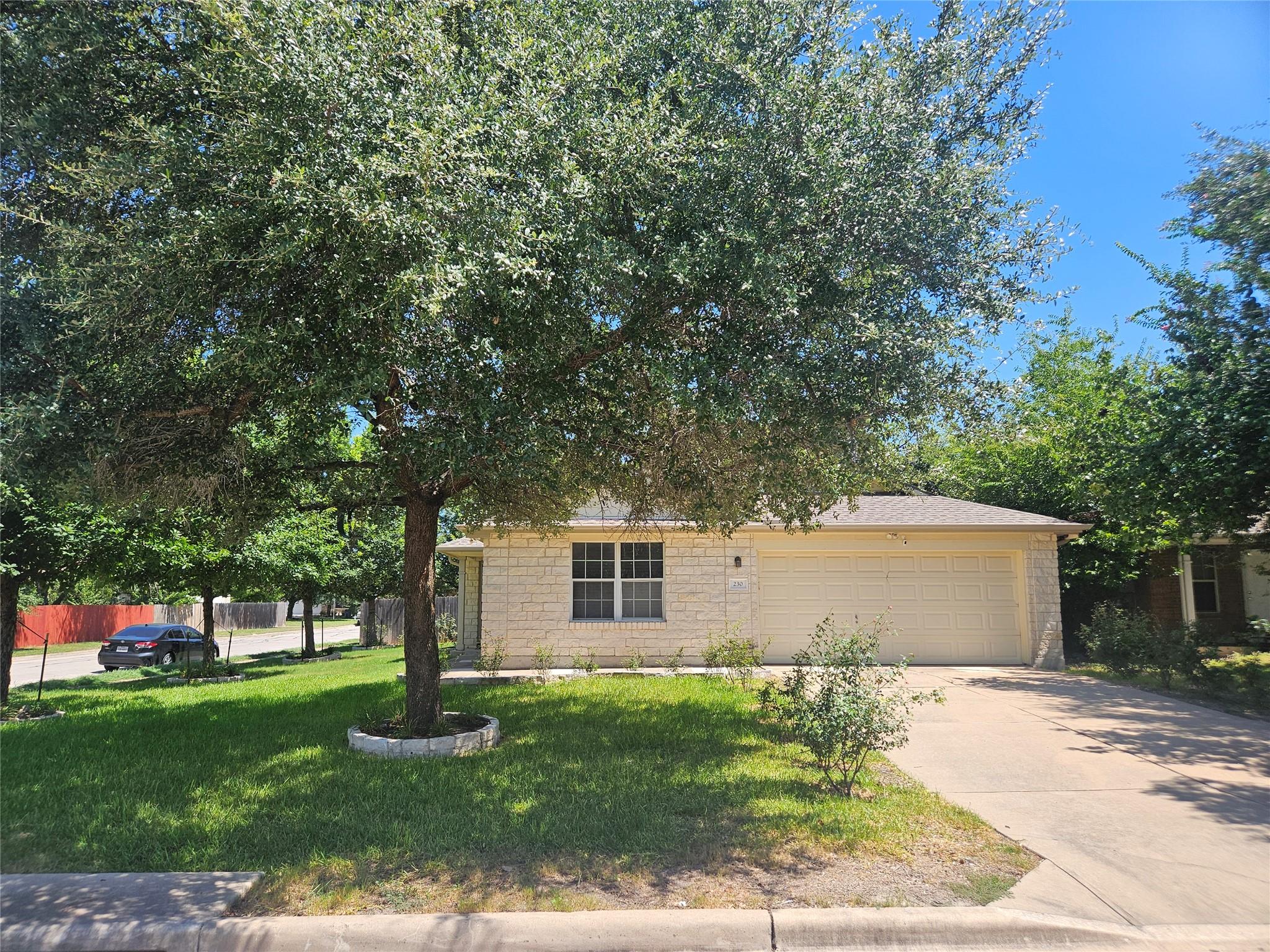 230 Rinehardt ST — photo 3