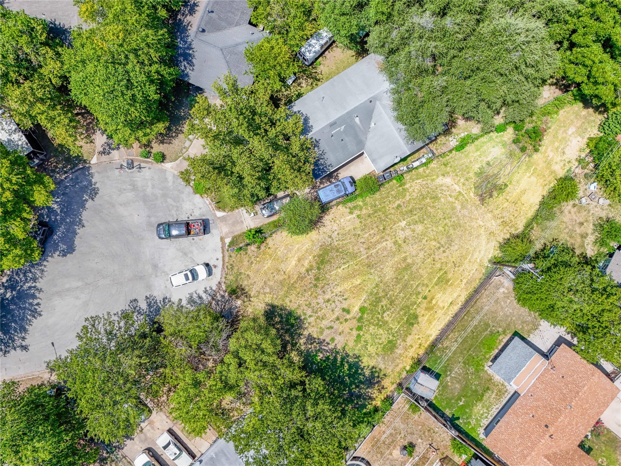 6200 Stiles CV — photo 3