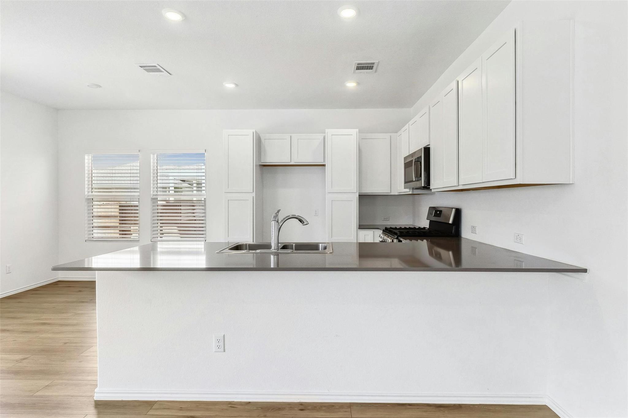 161 Santa Julia ST — photo 3