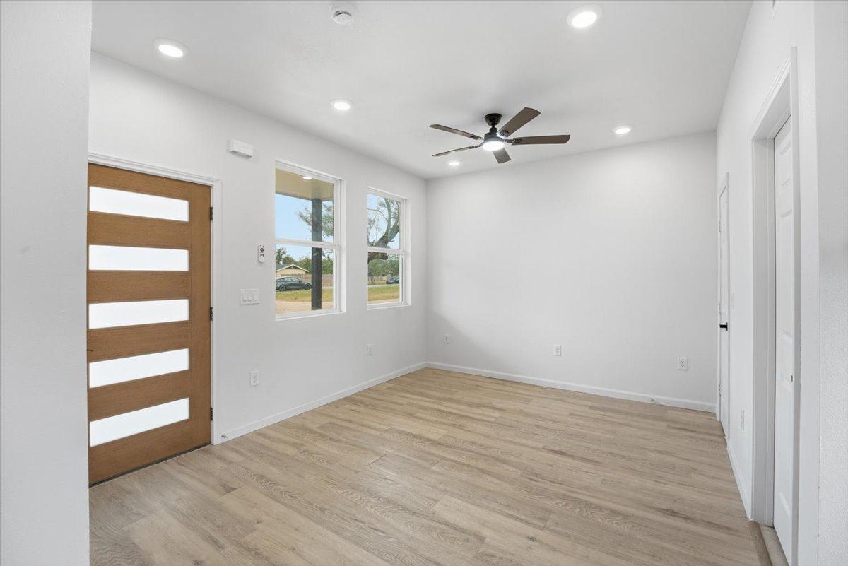140 Lobo LN — photo 5