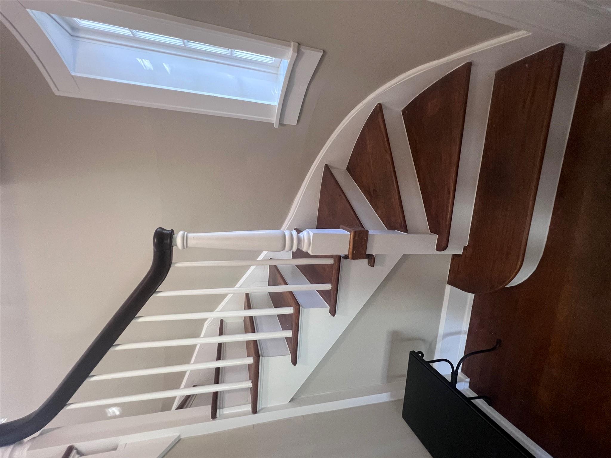 305 Moore BLVD #B — photo 5