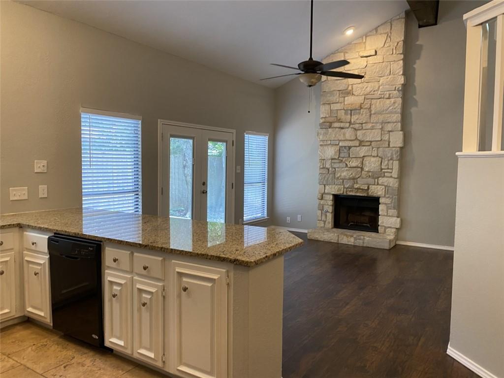 4404 Travis Country CIR #G4 — photo 3