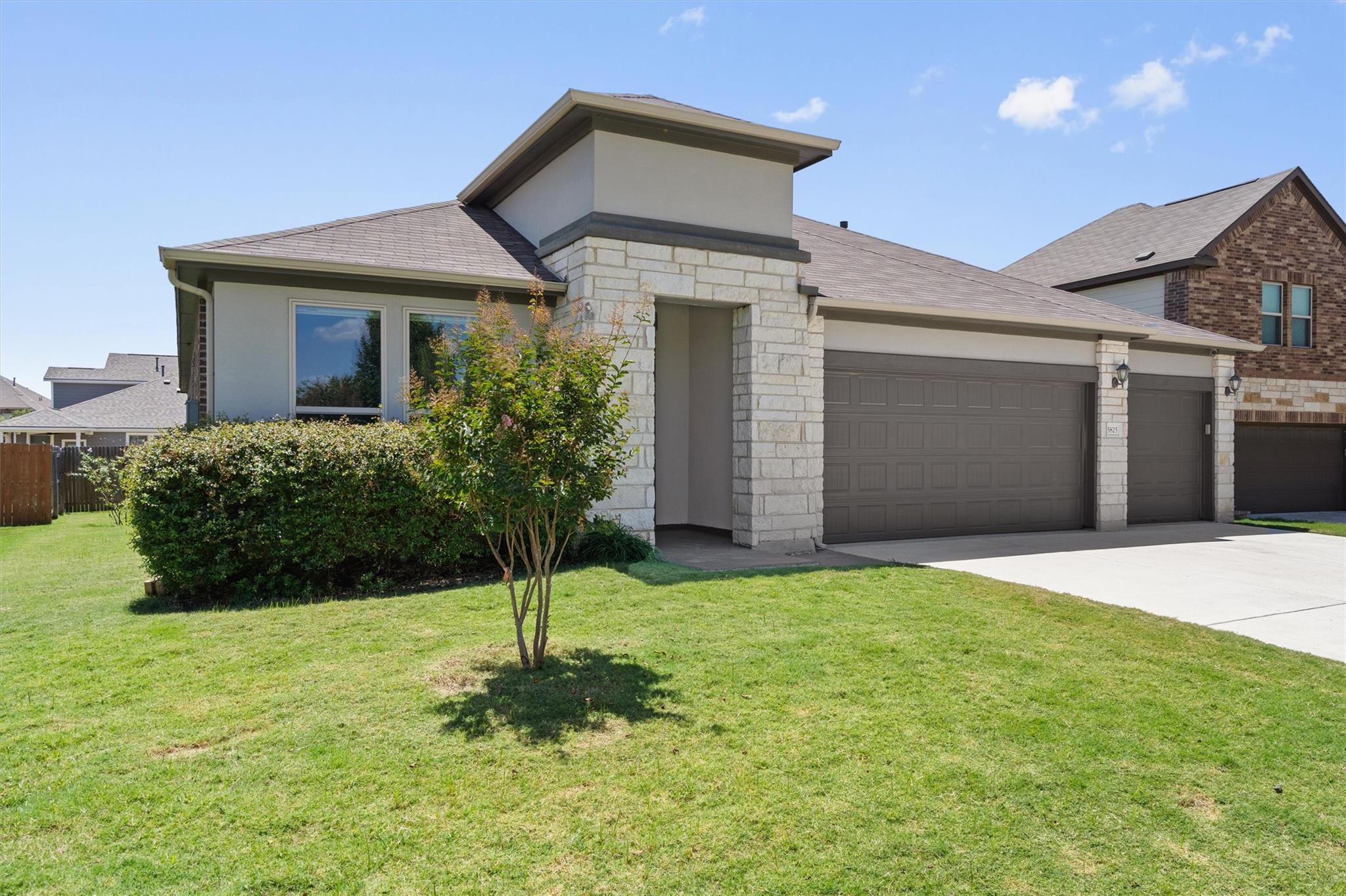 5825 Toscana TRCE — photo 3