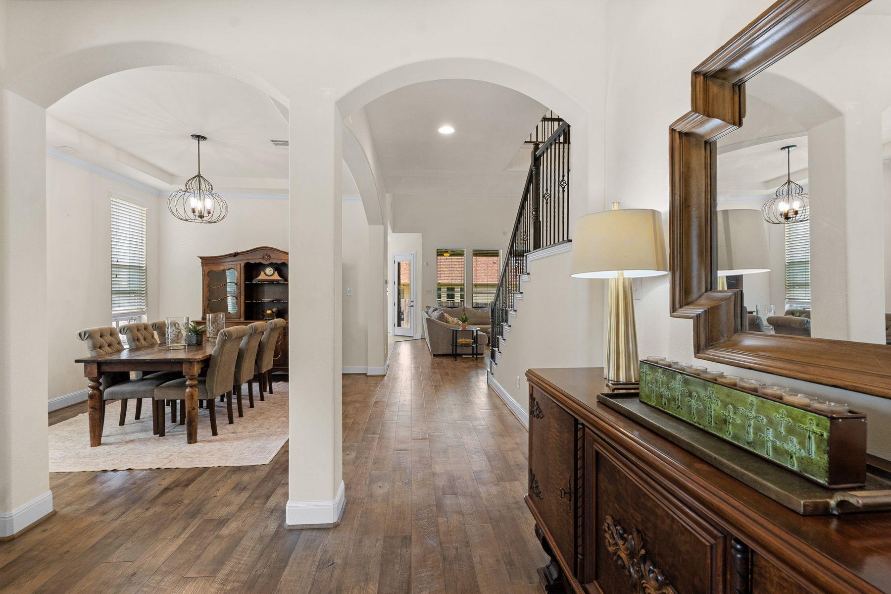 1113 Hartman DR — photo 3