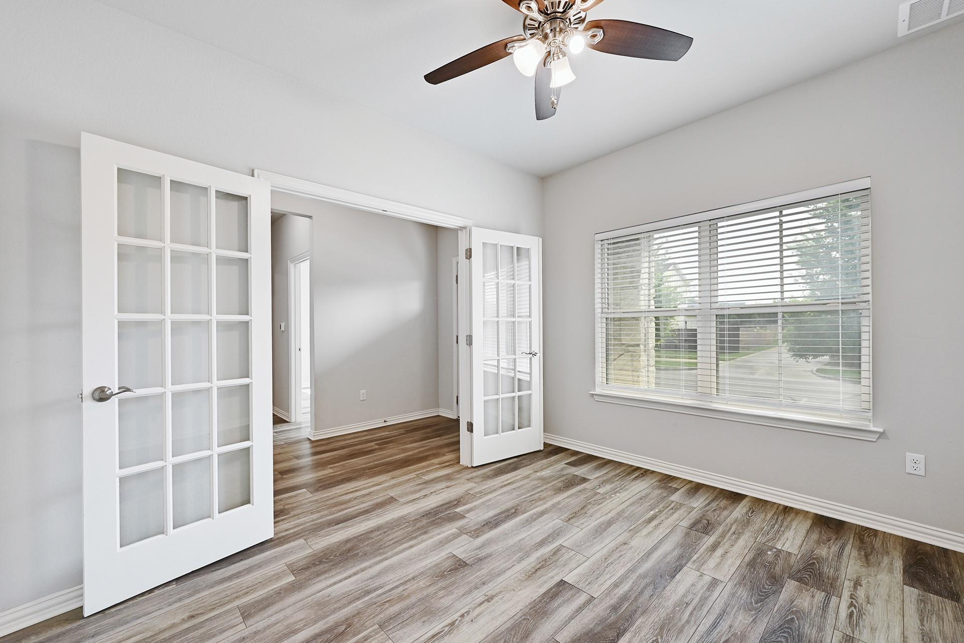 8816 Mina DR — photo 5