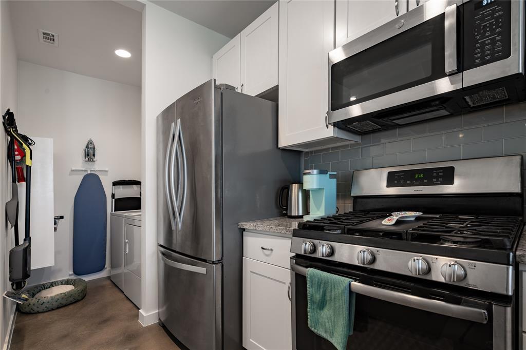 4702 Leslie Ave #A — photo 3