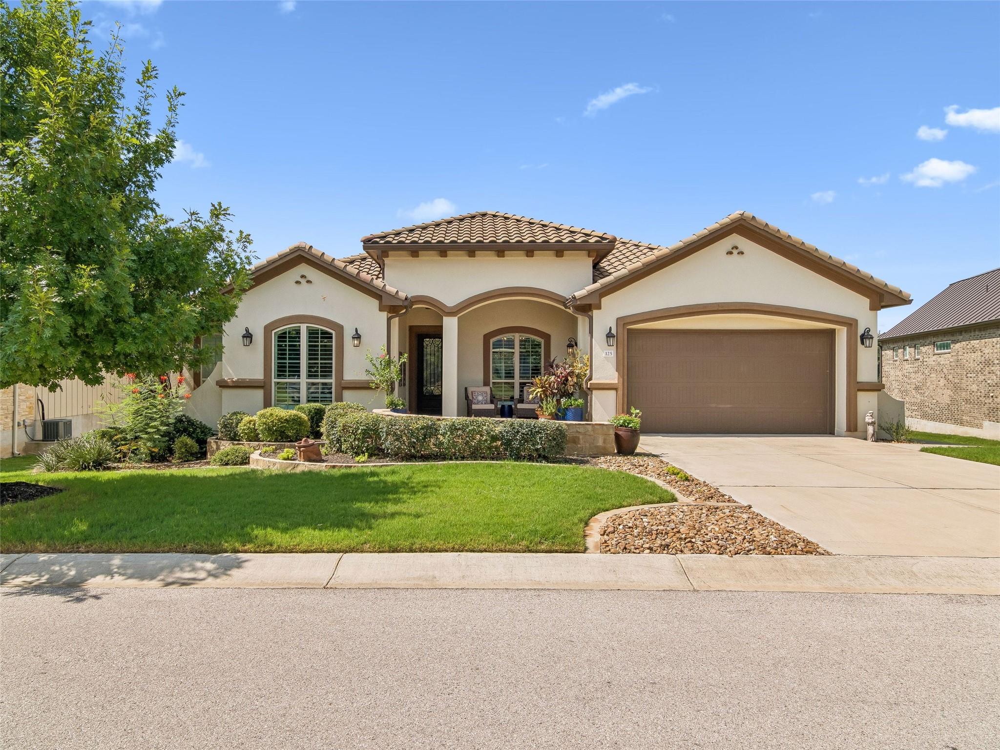 125 Sowing Oak DR