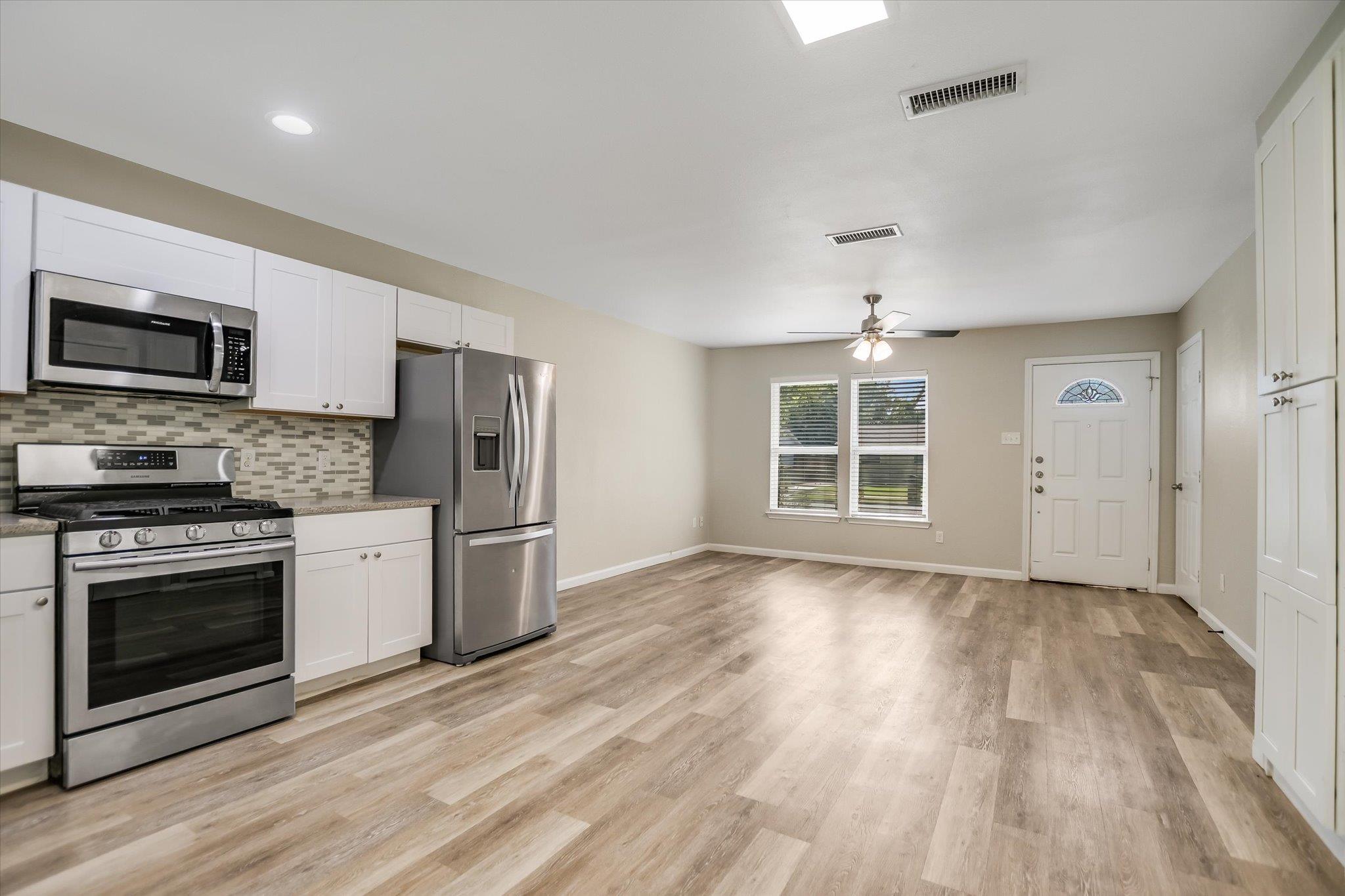 6026 Bluebell CIR — photo 4
