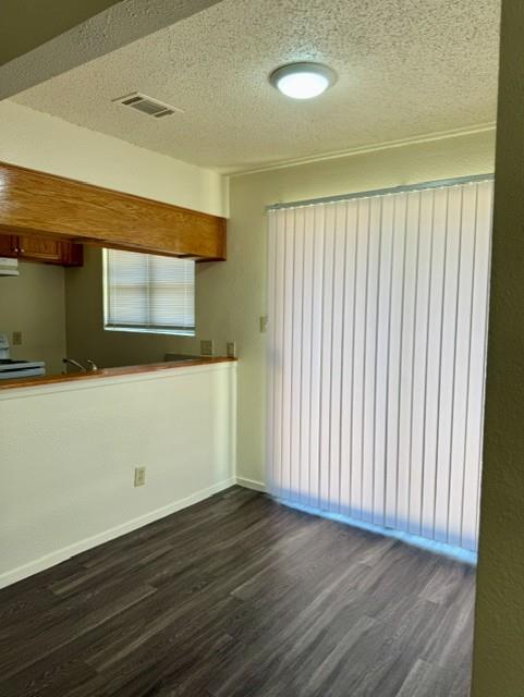 3005-B Parker LN #B — photo 5