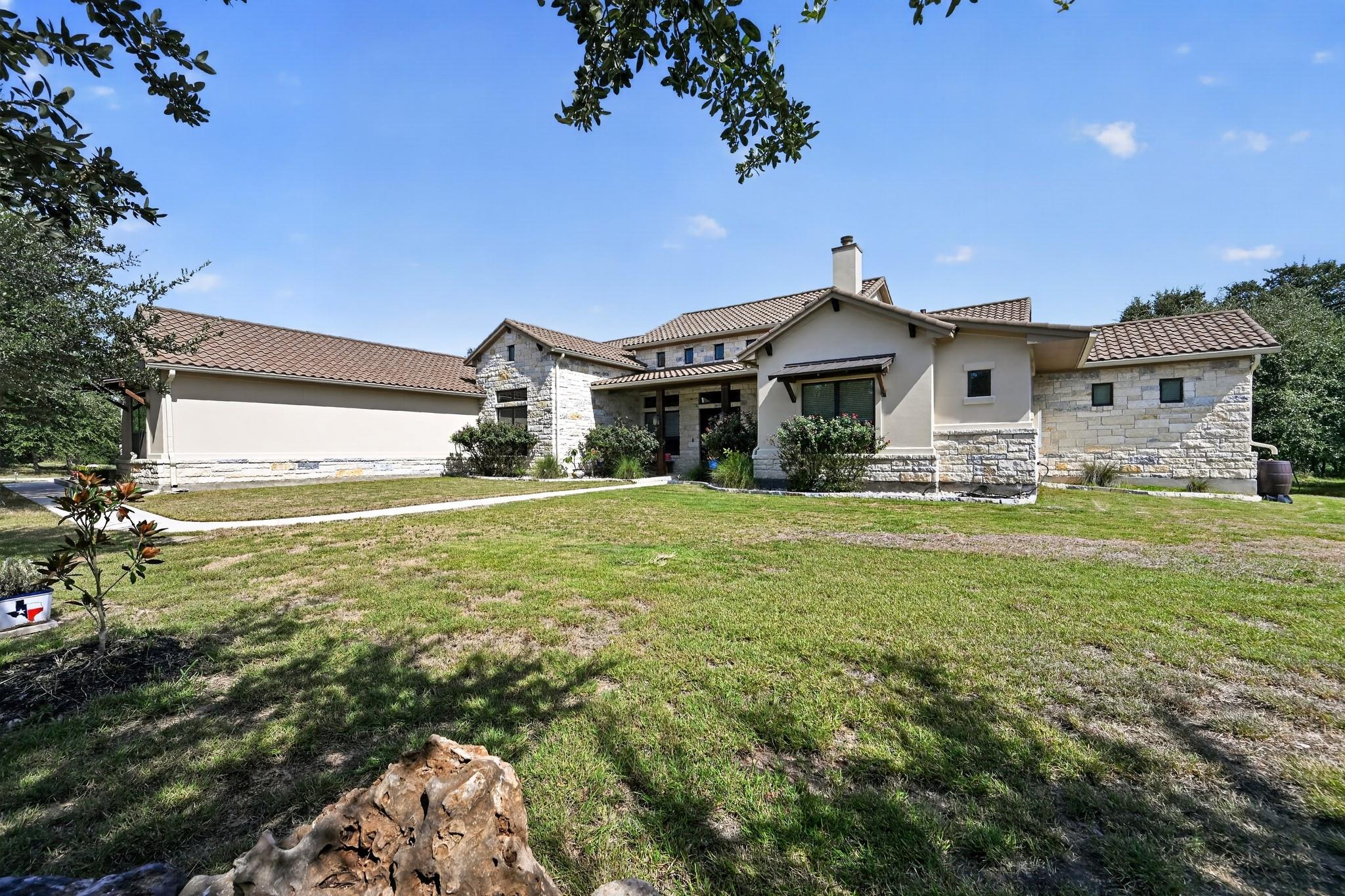 645 Strada Luca — photo 3