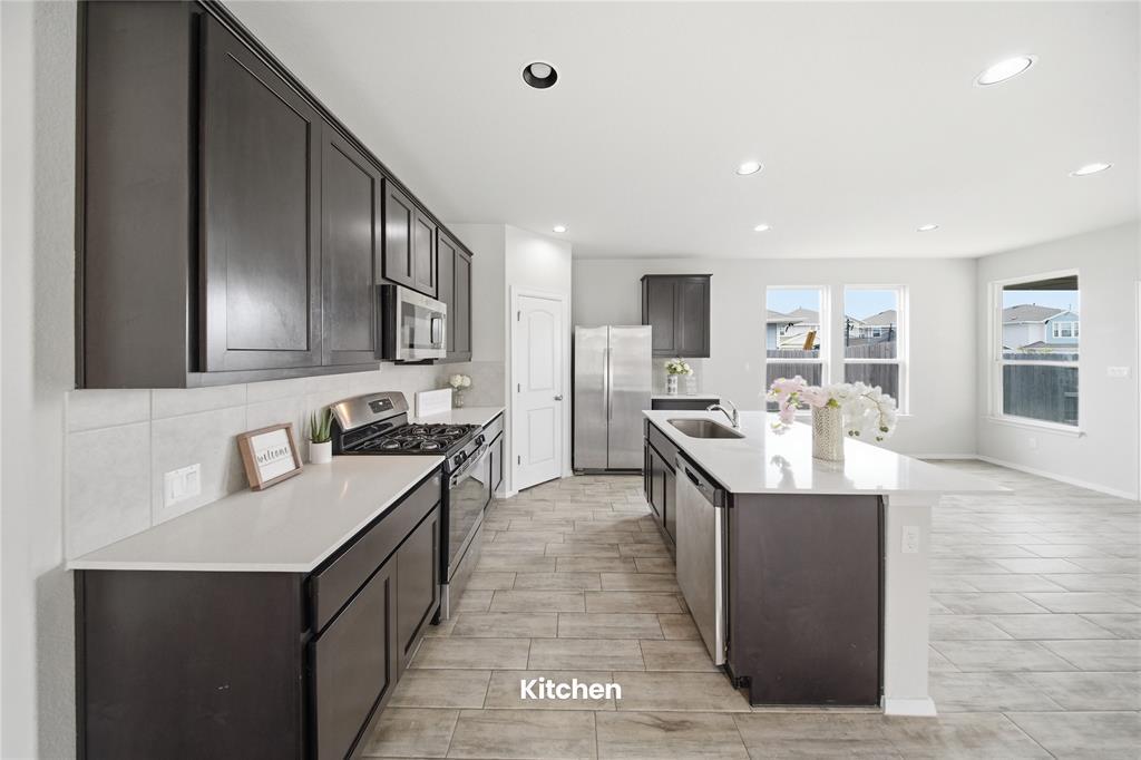 123 White Dunes DR — photo 4