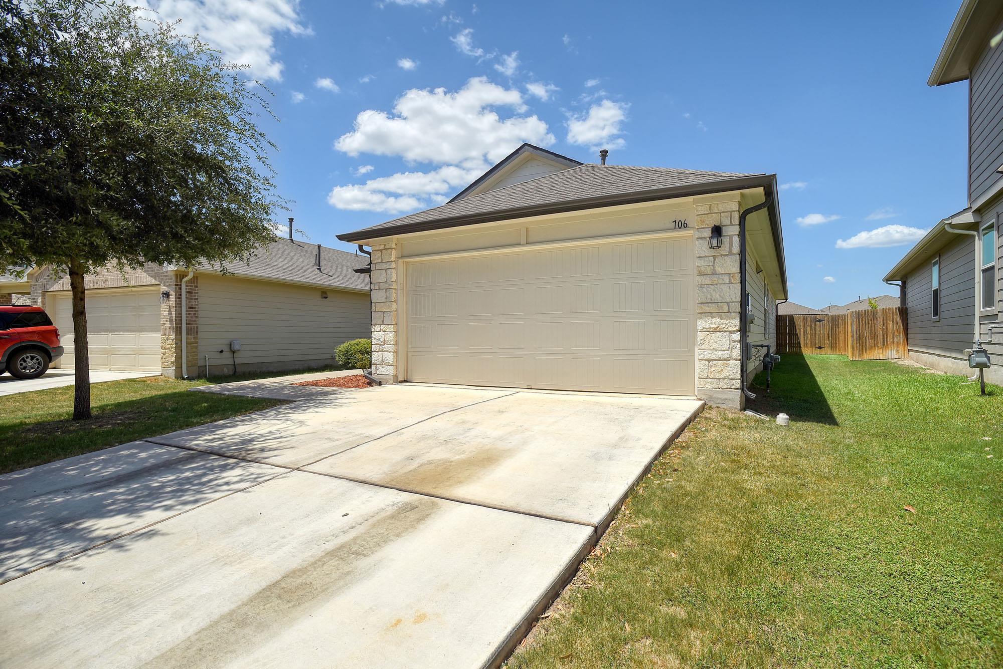 706 Roaring Fork LN — photo 4