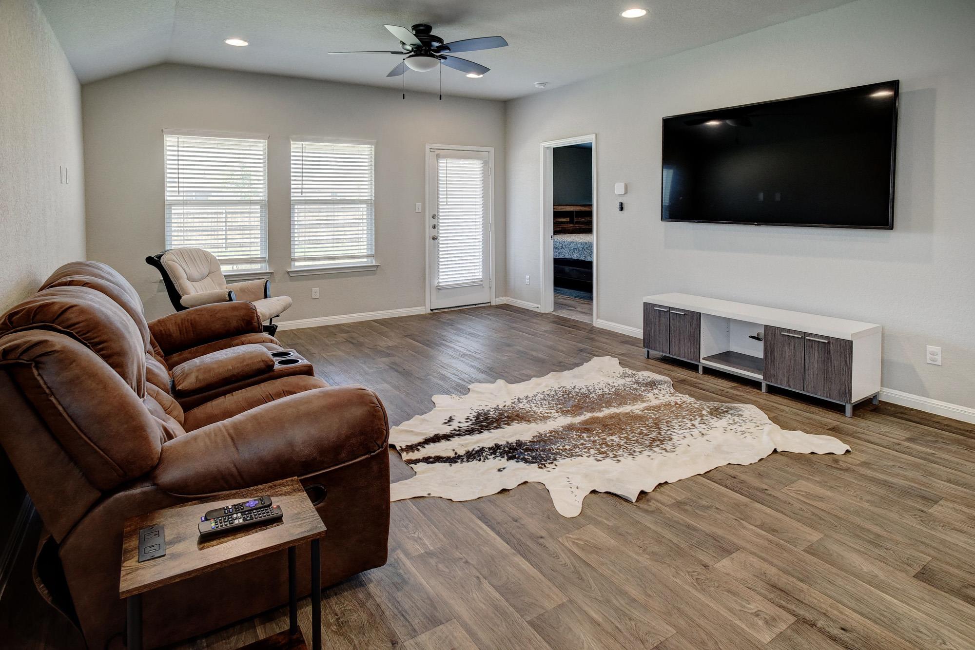 706 Roaring Fork LN — photo 5
