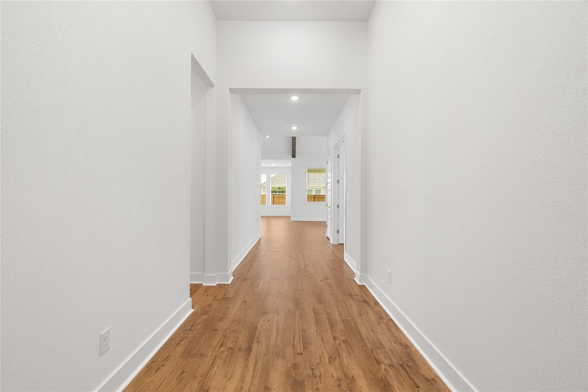 2105 Tobiano TRCE — photo 3