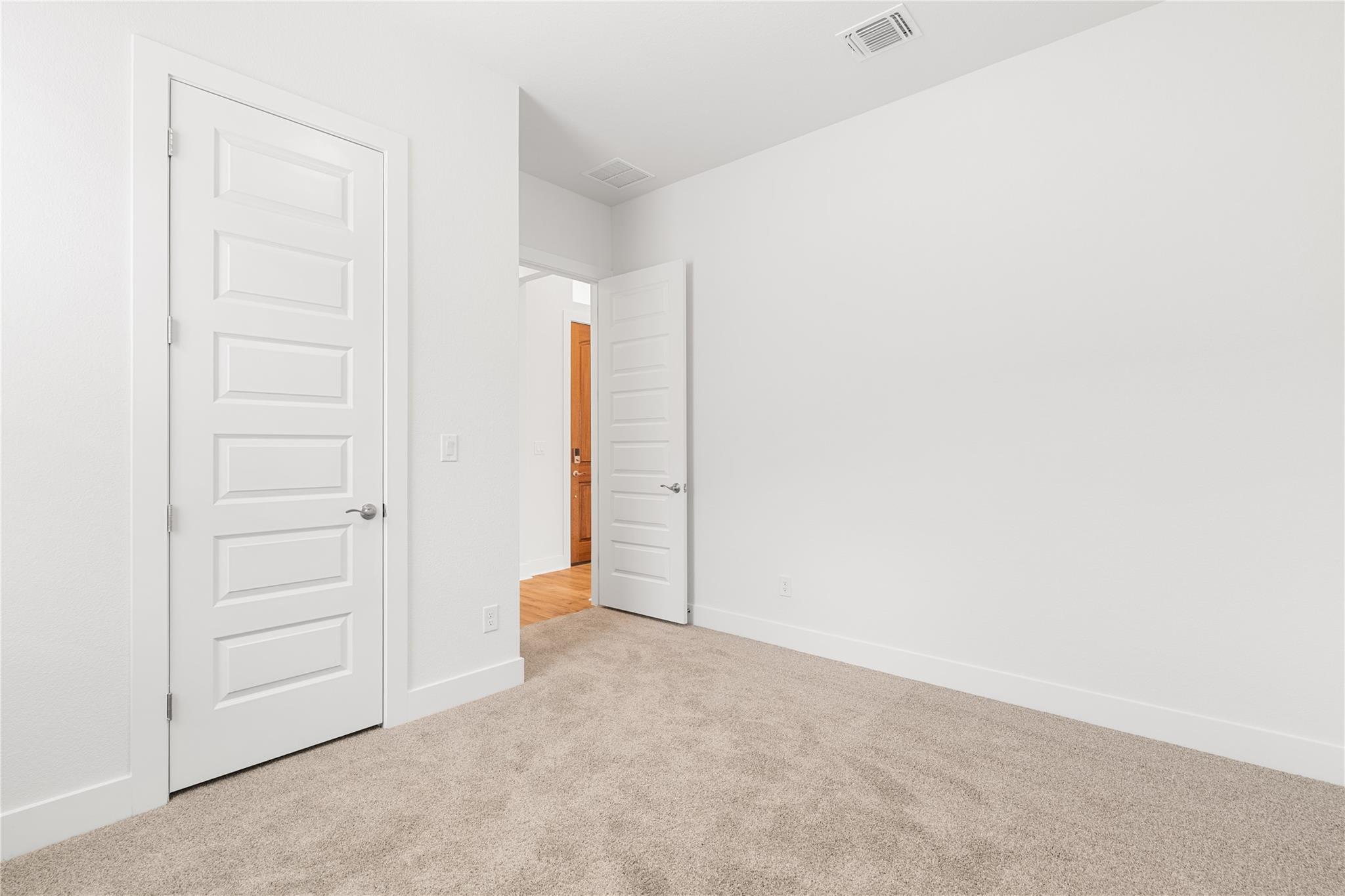 2105 Tobiano TRCE — photo 5