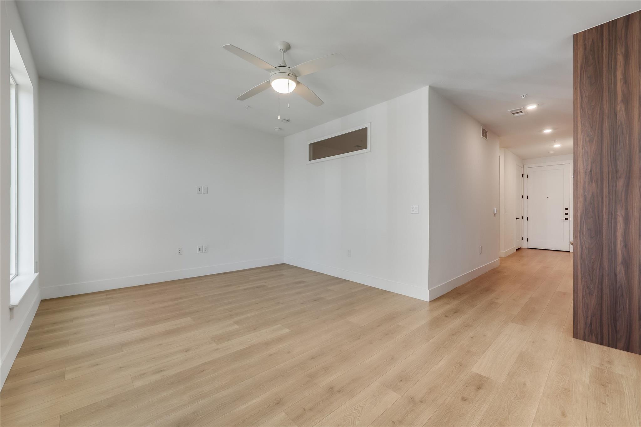 1701 Simond Ave #516 — photo 5