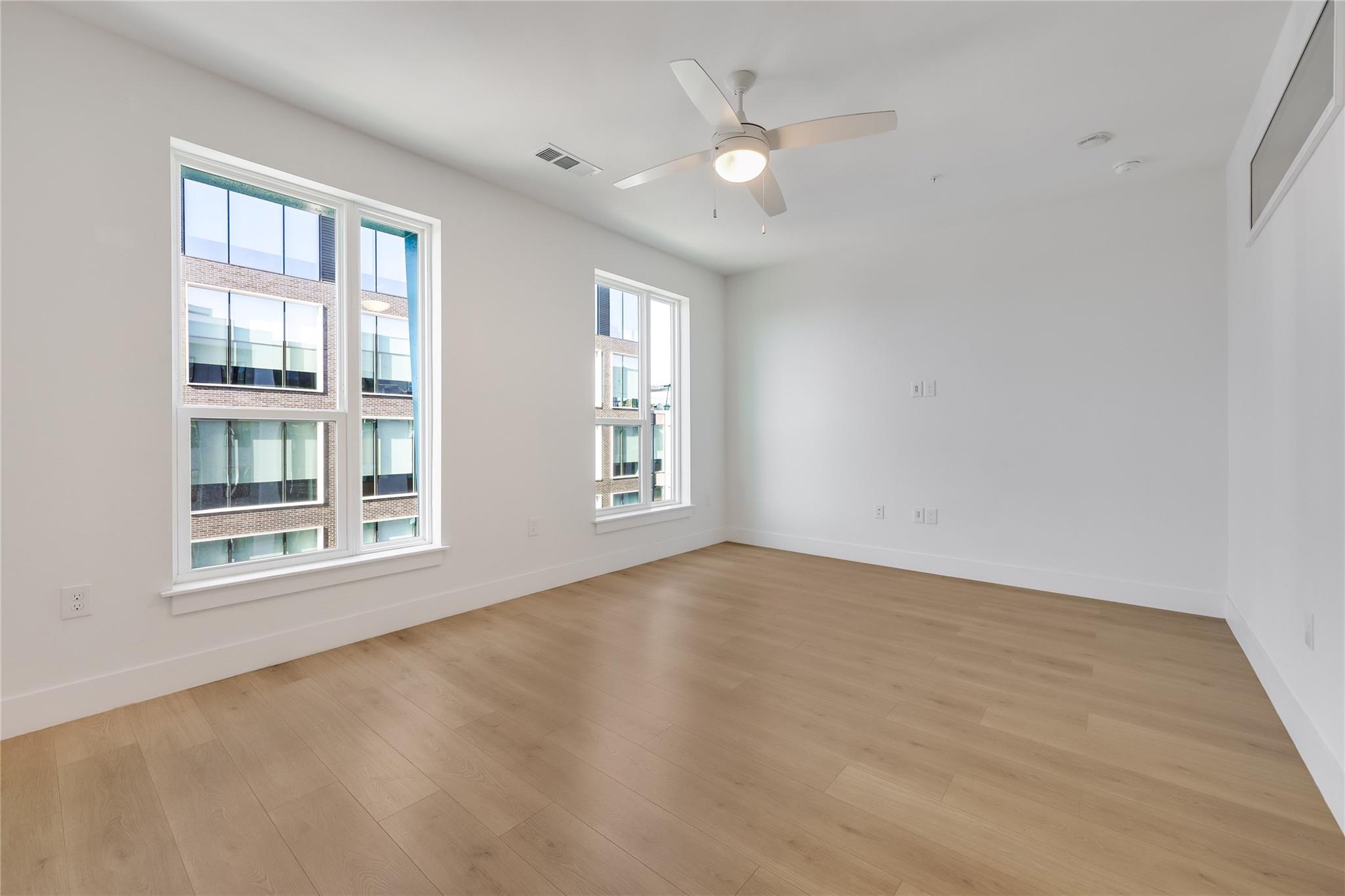 1701 Simond Ave #516 — photo 3