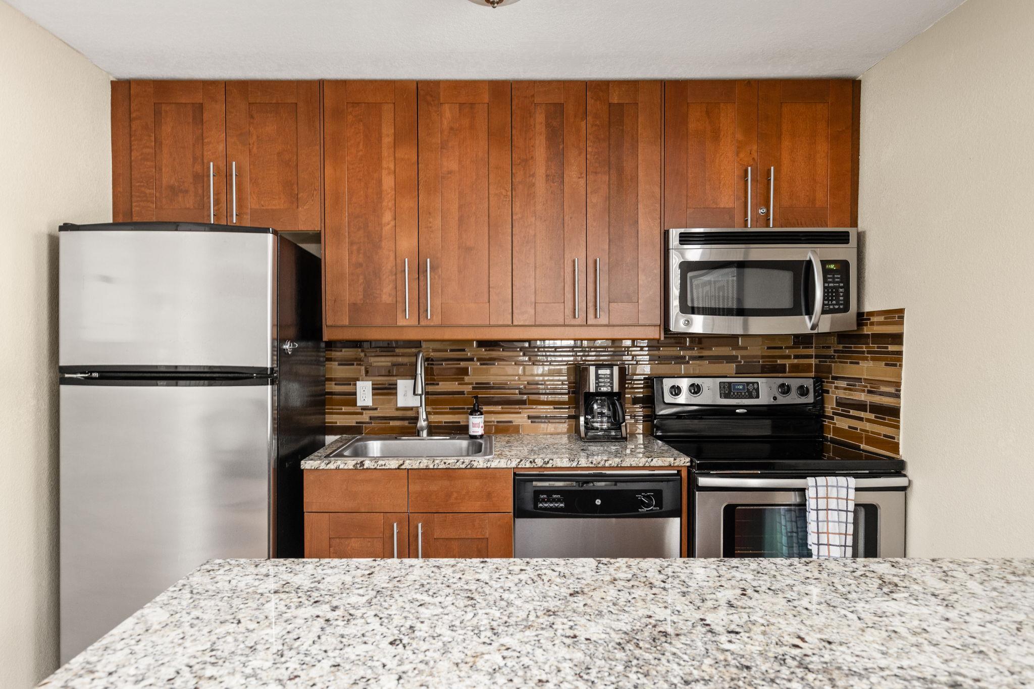 7685 Northcross DR — photo 5