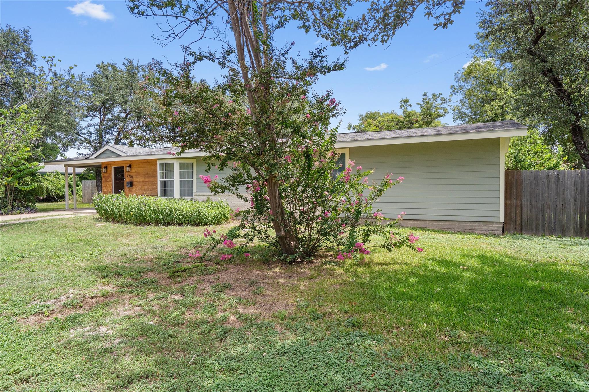 7707 Robalo RD — photo 3